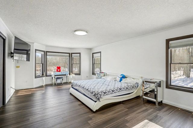 635 SE County Line Road, Mount Pleasant, MI 48883