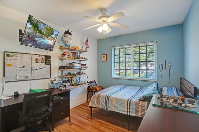 8964 NW 38th Drive 8964, Coral Springs, FL 33065