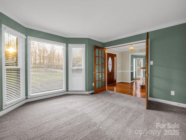 907 Weymouth Drive, Gastonia, NC 28056