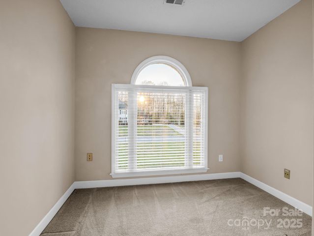 907 Weymouth Drive, Gastonia, NC 28056