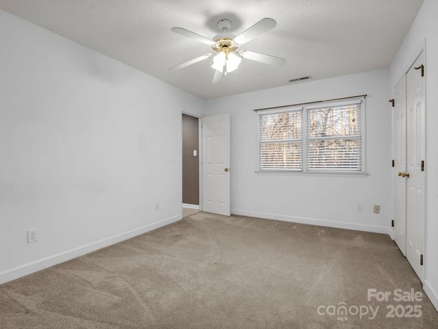 907 Weymouth Drive, Gastonia, NC 28056