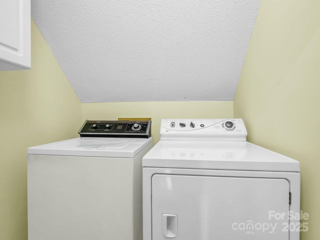 907 Weymouth Drive, Gastonia, NC 28056