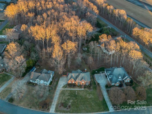 907 Weymouth Drive, Gastonia, NC 28056