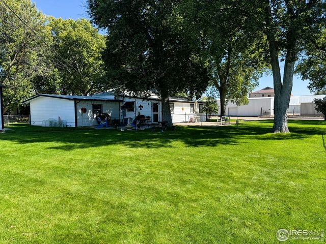 205 S Logan Ave, Haxtun, CO 80731