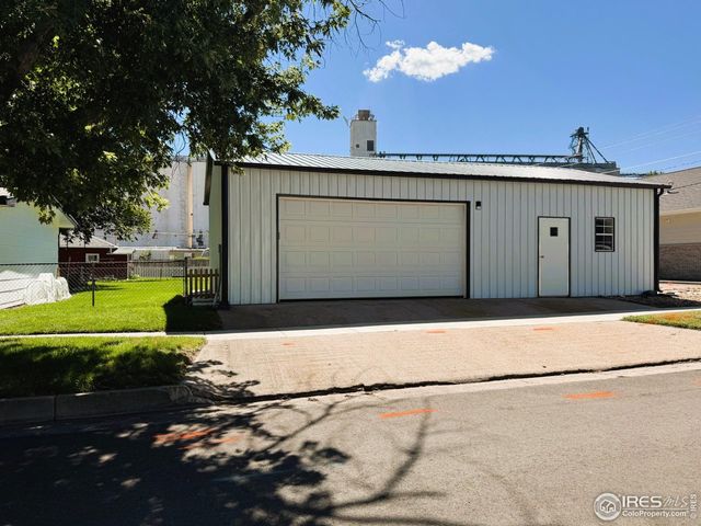 205 S Logan Ave, Haxtun, CO 80731