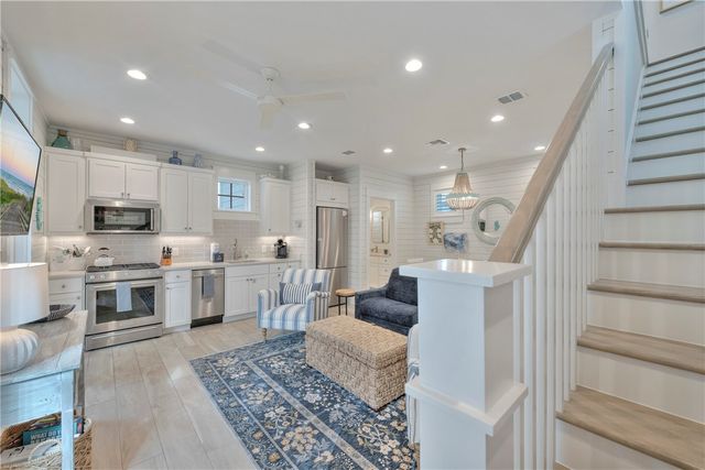 230 Round Road C1, Port Aransas, TX 78373