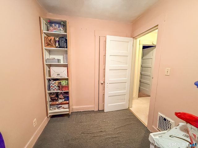 10 Edgewood Street, Bristol, CT 06010