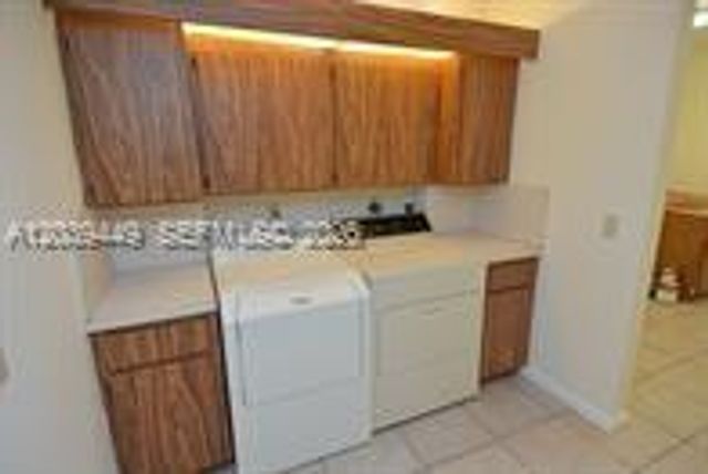 3630 Whitehall Drive 104, West Palm Beach, FL 33401