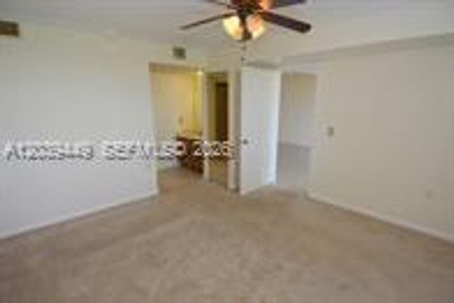 3630 Whitehall Drive 104, West Palm Beach, FL 33401
