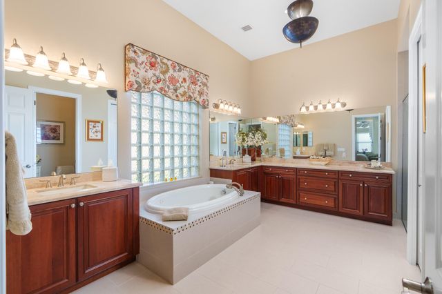 16611 Ambassador Bridge Road, Delray Beach, FL 33446