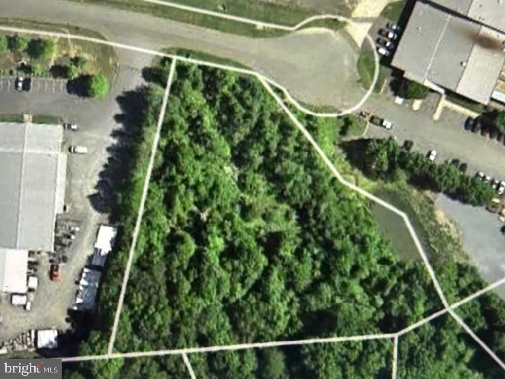 710 INDUSTRIAL RD, Warrenton, VA 20186