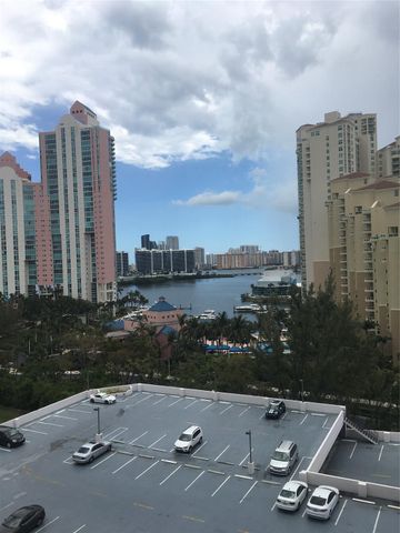 3300 NE 191st Street 1114, Aventura, FL 33180