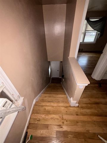 18089 Schaefer Highway, Detroit, MI 48235