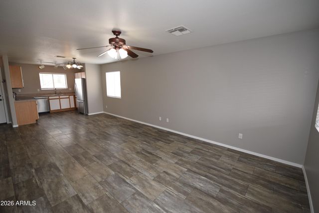 30661 N BAREBACK Trail, San Tan Valley, AZ 85143