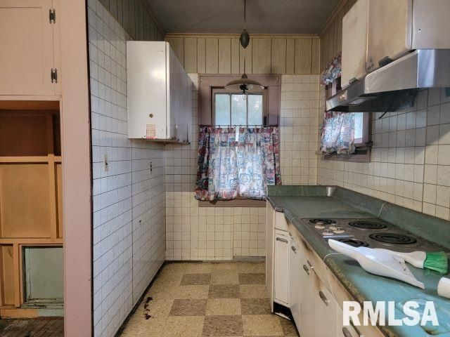 101 S 6TH Street, Murphysboro, IL 62966