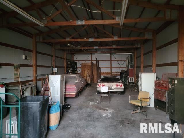 101 S 6TH Street, Murphysboro, IL 62966