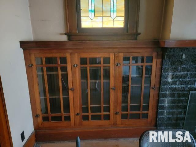 101 S 6TH Street, Murphysboro, IL 62966