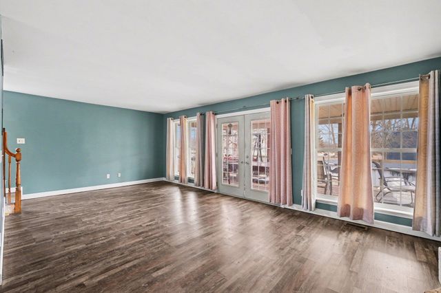 4444 Meadowbrook Dr Drive, Flint, MI 48506