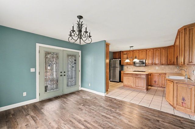 4444 Meadowbrook Dr Drive, Flint, MI 48506