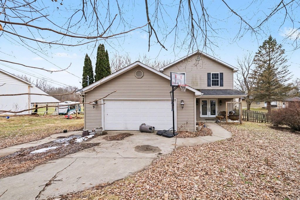 4444 Meadowbrook Dr Drive, Flint, MI 48506