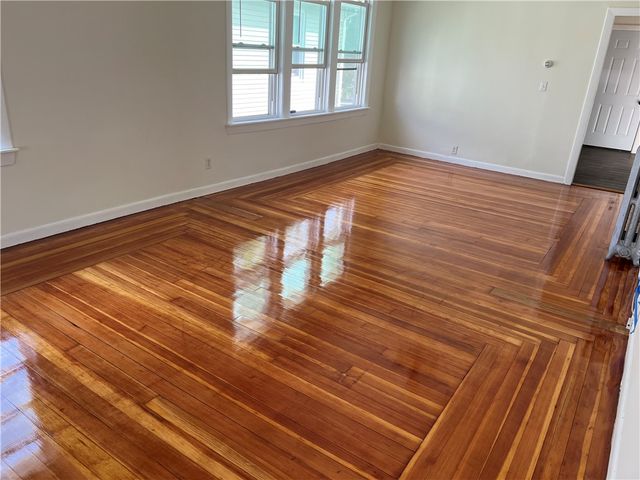 22 Ingleside Avenue 2, Cranston, RI 02905