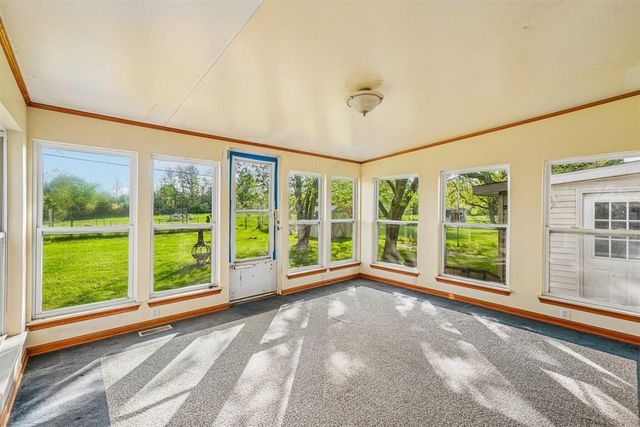 524 Winters Eave Drive, Flushing, MI 48433