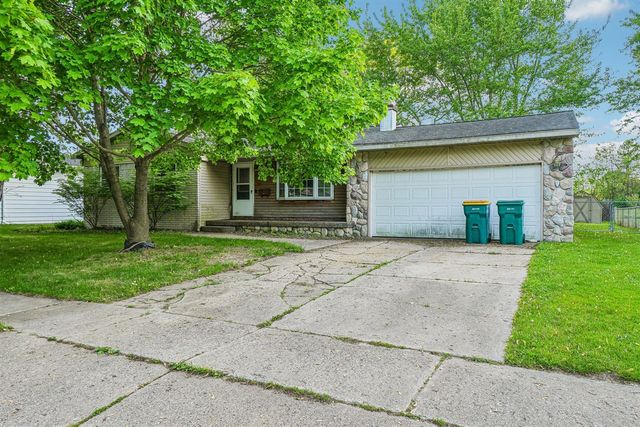 524 Winters Eave Drive, Flushing, MI 48433