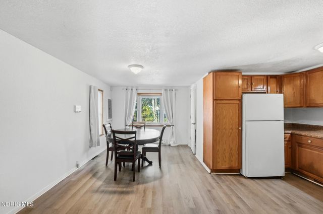 1543 Travis Drive, Toledo, OH 43612