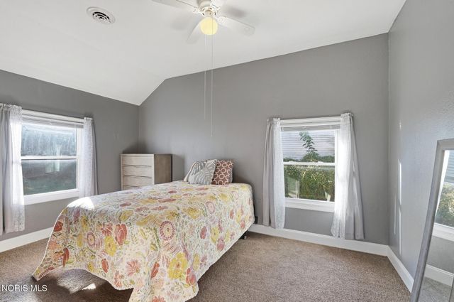 1543 Travis Drive, Toledo, OH 43612