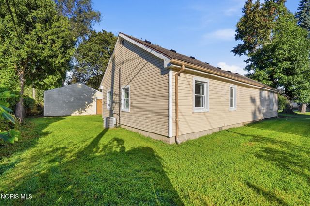 1543 Travis Drive, Toledo, OH 43612