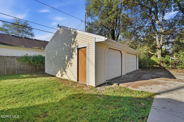 1543 Travis Drive, Toledo, OH 43612