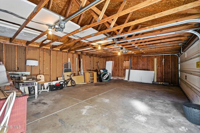 1543 Travis Drive, Toledo, OH 43612