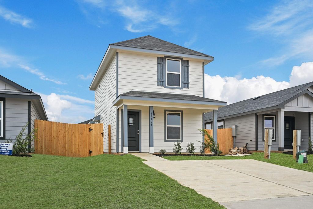 13170 Turret Bend Way, Willis, TX 77378