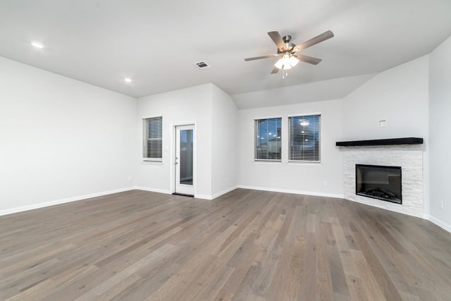 1820 Briar Rose Drive, Denton, TX 76207