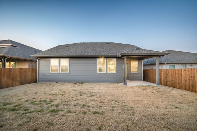 1820 Briar Rose Drive, Denton, TX 76207