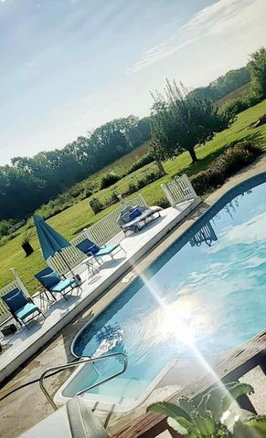 11 Silver Lake Drive, Waterloo, IA 50702