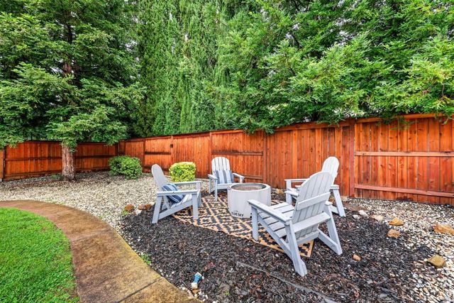 2127 Gold Haven Ct, Gold River, CA 95670