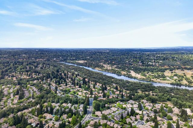 2127 Gold Haven Ct, Gold River, CA 95670