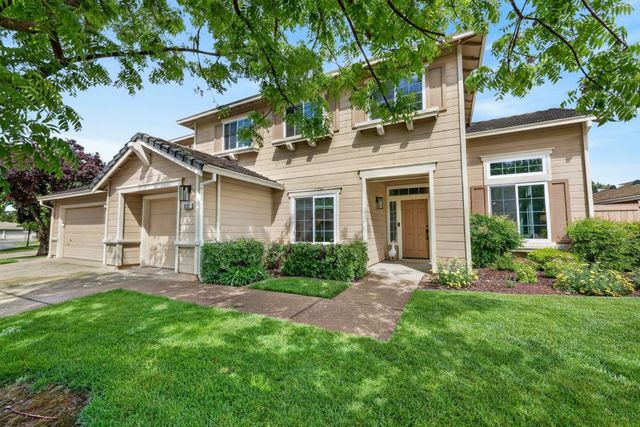 2127 Gold Haven Ct, Gold River, CA 95670