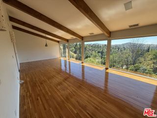 4613 Reforma Road, Woodland Hills, CA 91364