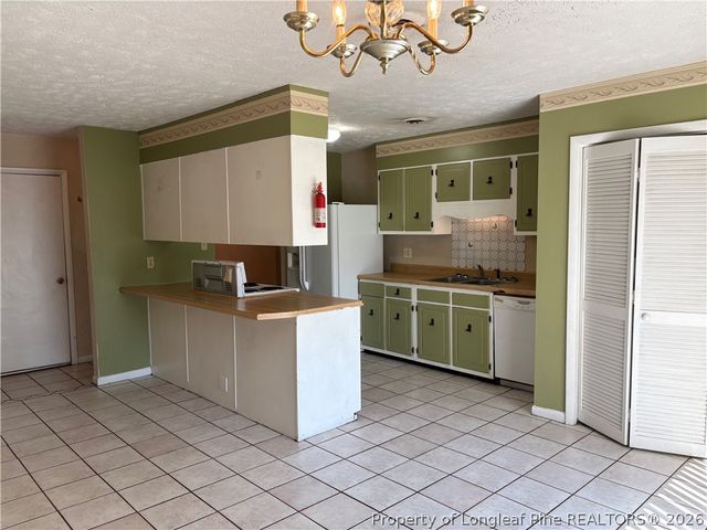 6324 Stoney Point Loop, Fayetteville, NC 28306