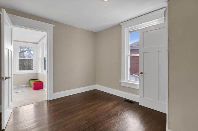 115 W Central Avenue, Delaware, OH 43015