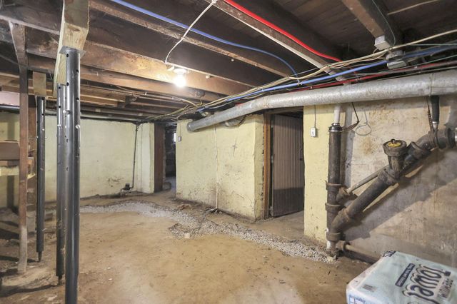 115 W Central Avenue, Delaware, OH 43015