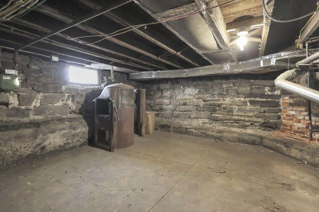 115 W Central Avenue, Delaware, OH 43015