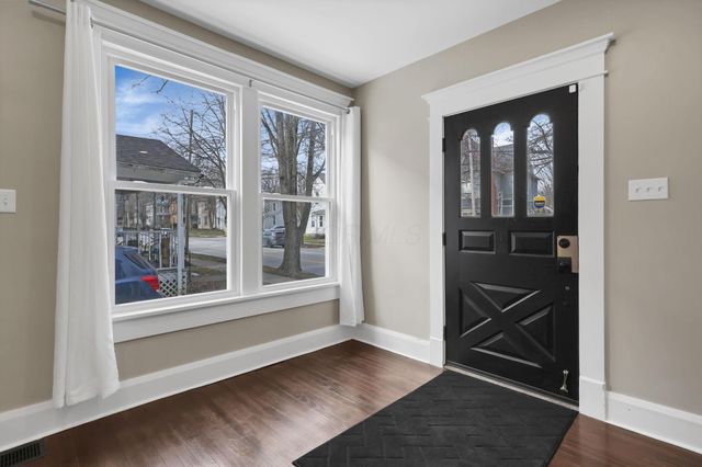 115 W Central Avenue, Delaware, OH 43015