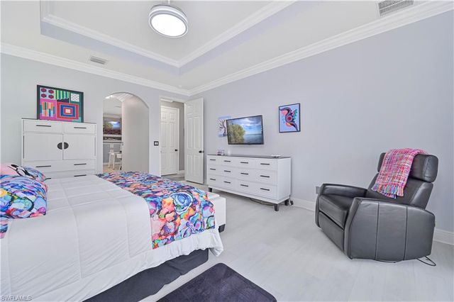 9057 Whitfield DR, Estero, FL 33928