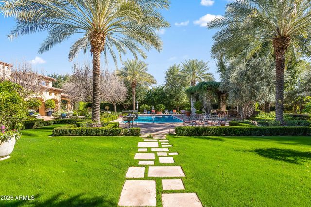 8920 N MARTINGALE Road, Paradise Valley, AZ 85253