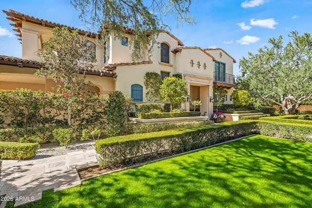 8920 N MARTINGALE Road, Paradise Valley, AZ 85253