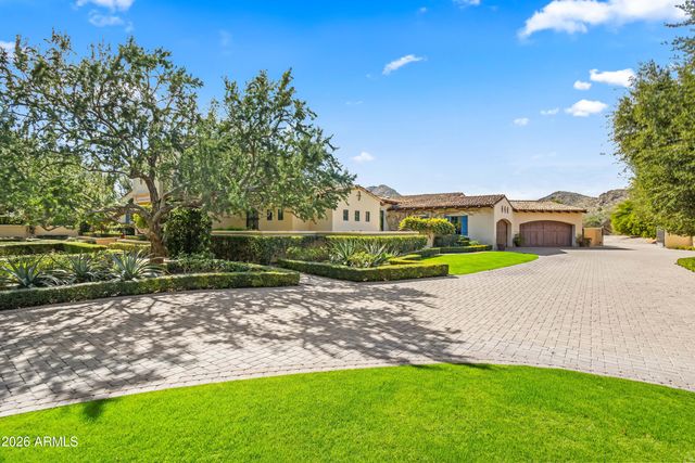 8920 N MARTINGALE Road, Paradise Valley, AZ 85253