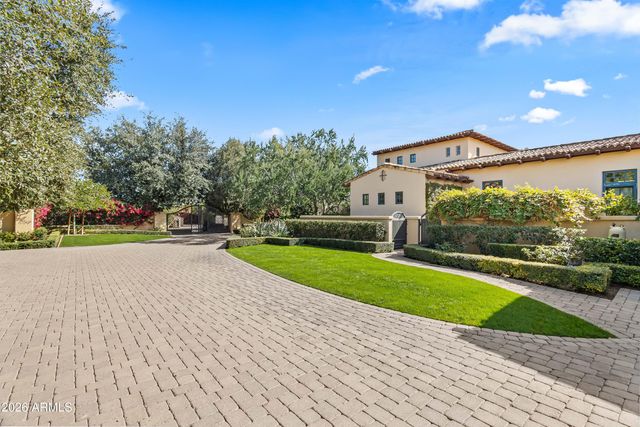 8920 N MARTINGALE Road, Paradise Valley, AZ 85253